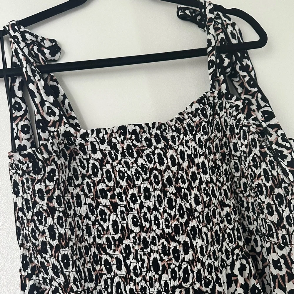 NWOT. DVF Smocked Tie Strap Poppy Dress. - Picture 5 of 7